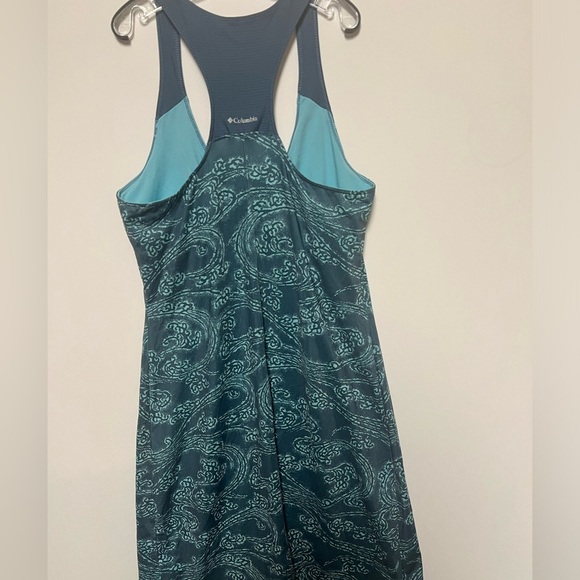 SUNDRESS COLUMBIA WITH RAZORBACK - DOES NOT HAVE BUILT IN BRA - SIZE SM/MED. - Picture 2 of 8